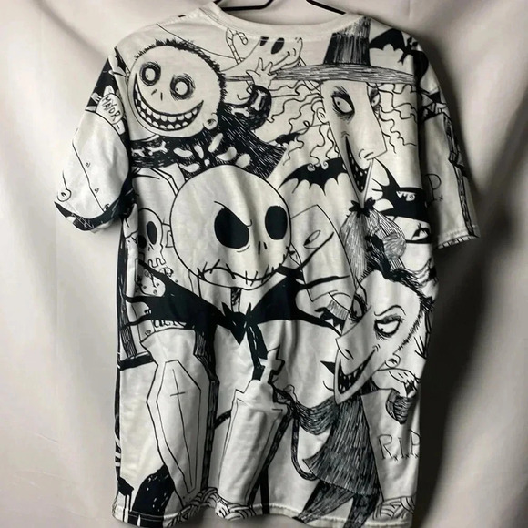 DISNEY MENS SIZE MEDIUM NIGHTMARE BEFORE CHRISTMAS BLACK AND WHITE T SHIRT - Picture 9 of 11